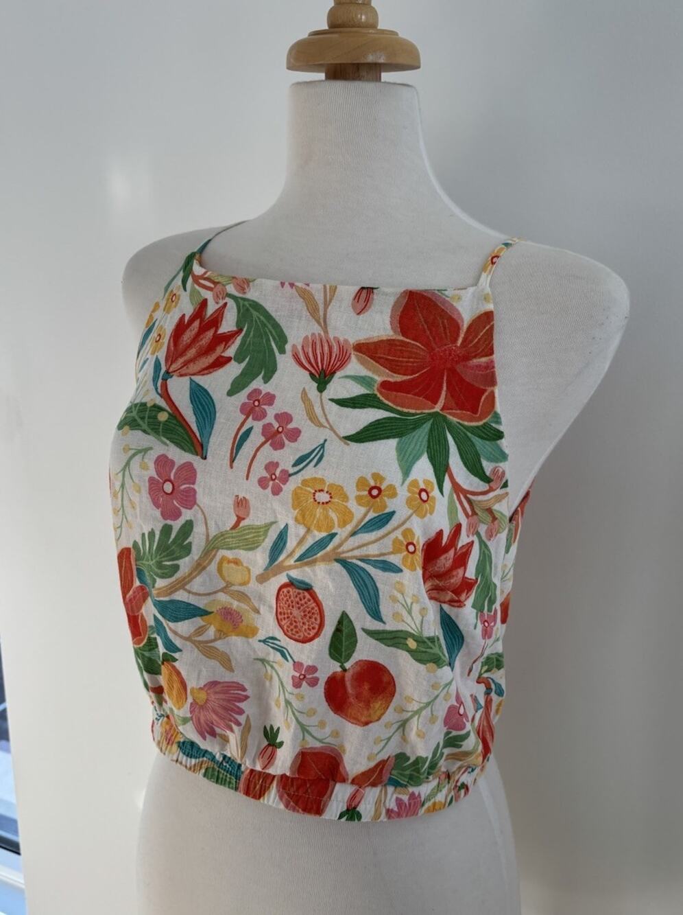 NEW C&C California Orange and Green Floral Sleeveless Crop Camisole Small